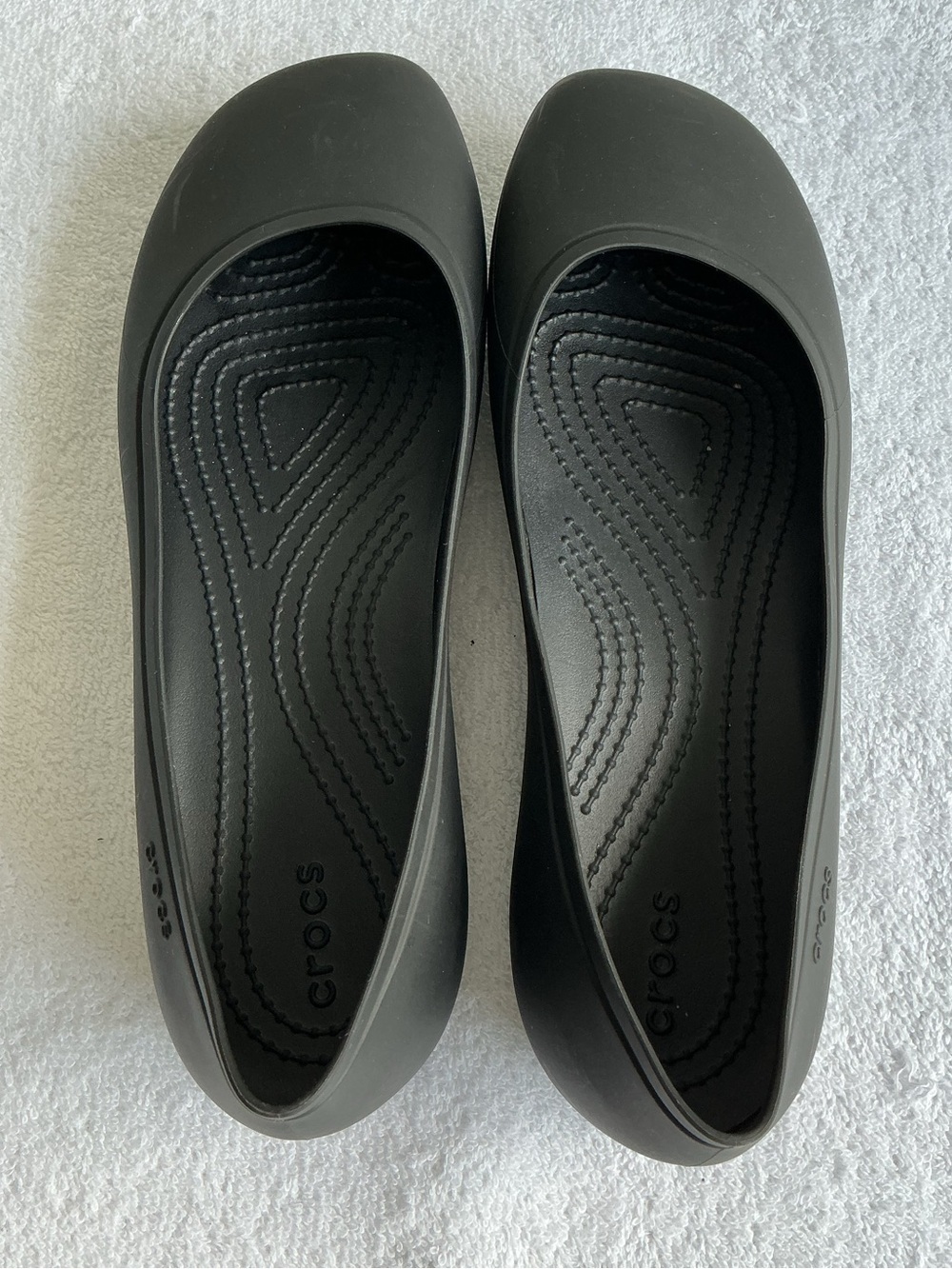 Women’s Black Casual Slip-On Ballet Flats - Picture 3 of 10